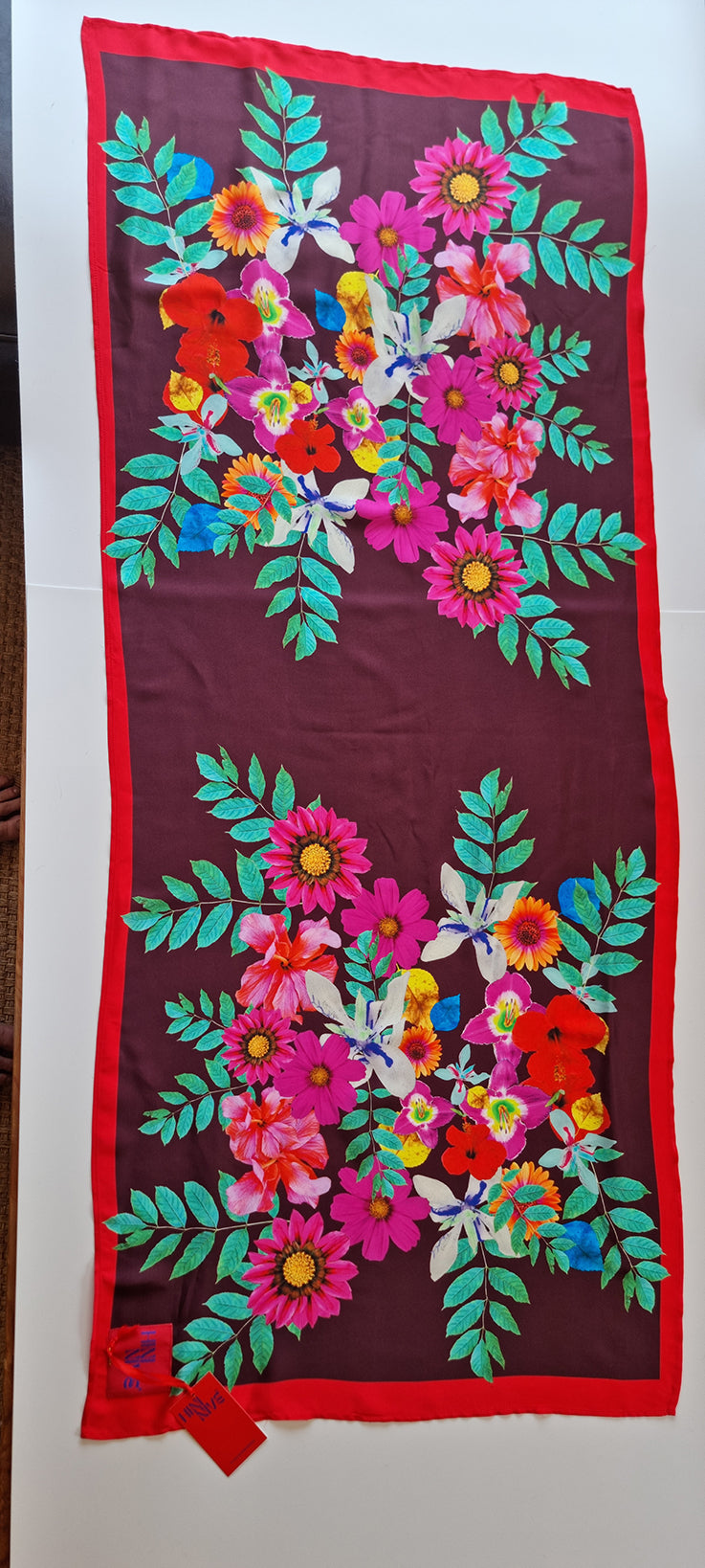 Annita Foulard